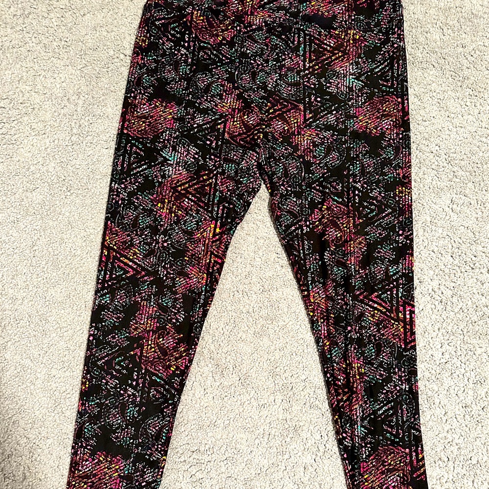 Brand new Lularoe leggings size TC2